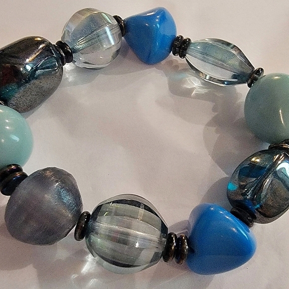 #Sabika Spring 2019 Blue Aqua Turquoise Beaded Stretch Bracelet - Picture 2 of 5